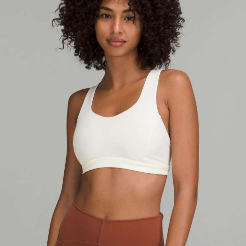 NWT Lululemon Free to Be Serene Bra Size 10 LEMON SORBET